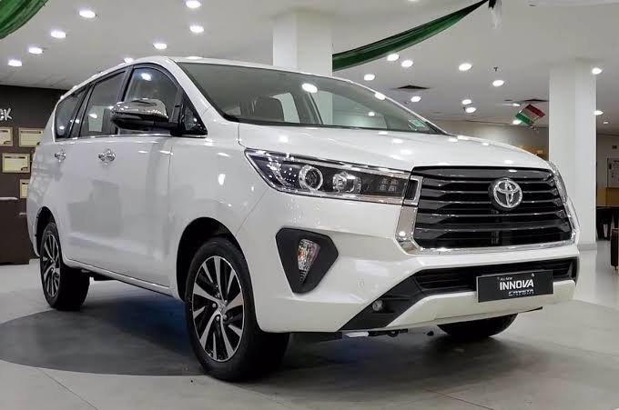Innova Crysta 4